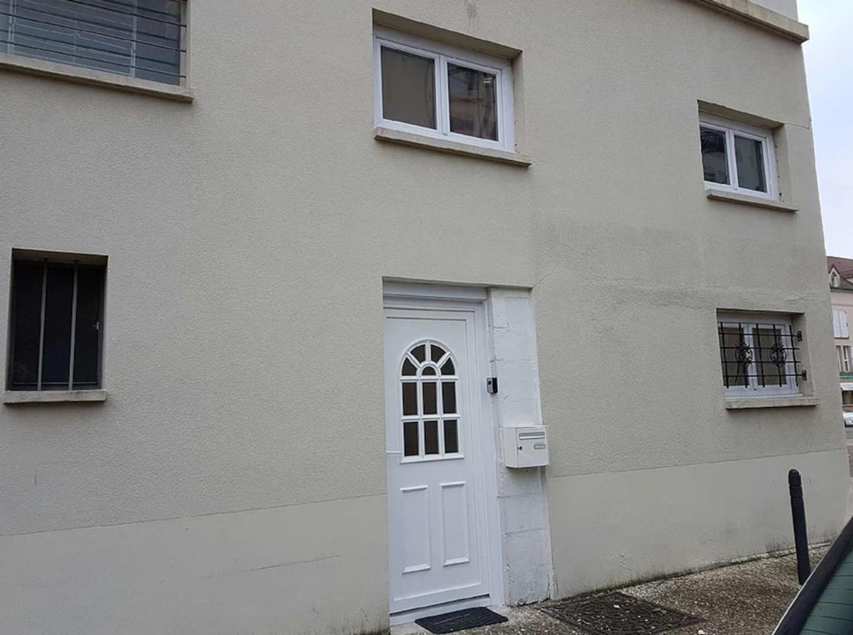 Location Duplex 52M² Au Coeur De Troyes Apartment Bagian luar foto